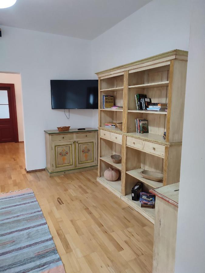 Villa Retro House Mountain View Braşov Esterno foto